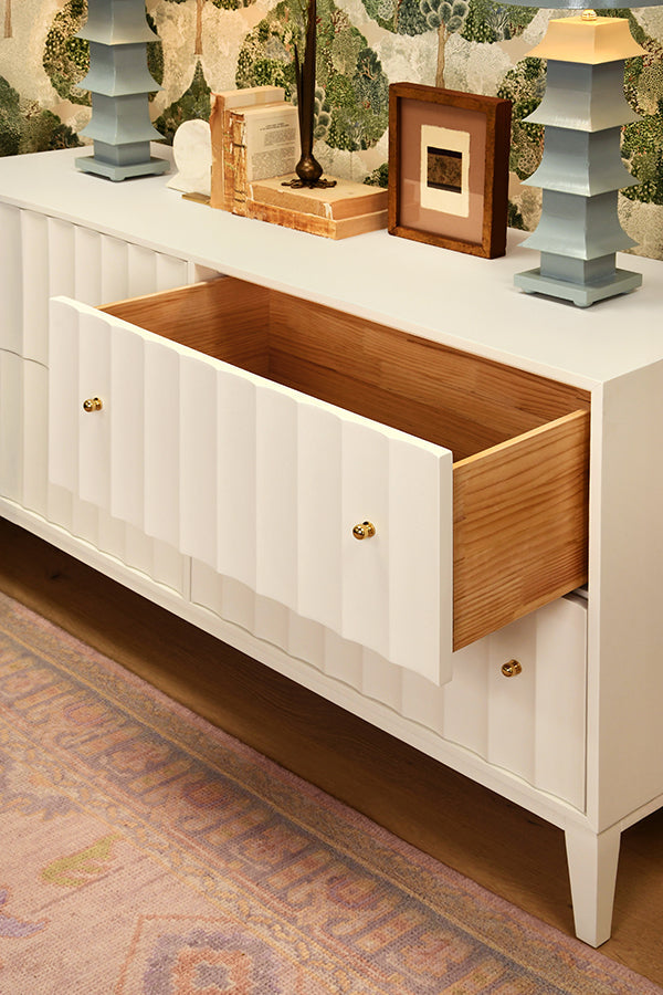 Angus Chest - White