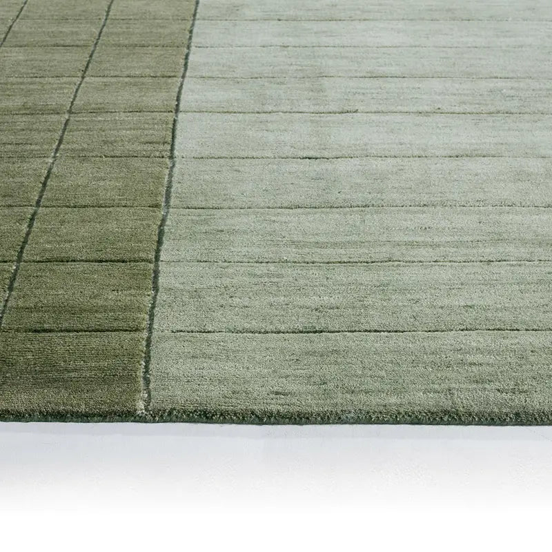 Linear Motion Rug LNMO2