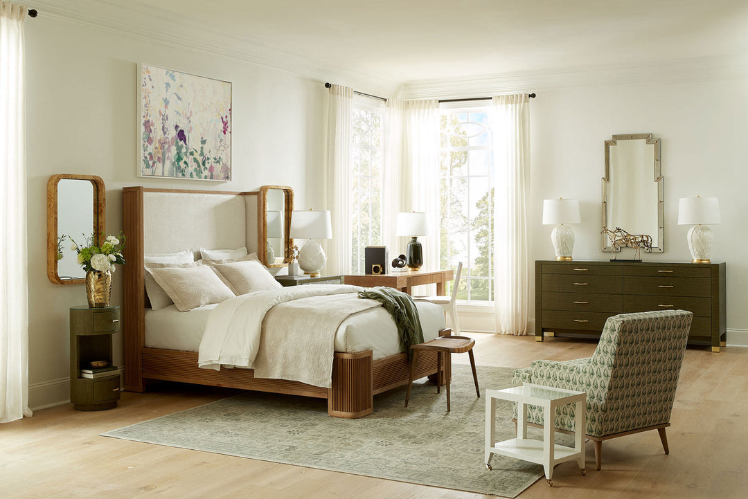 Atlas Queen Bed Soft Glow Oak