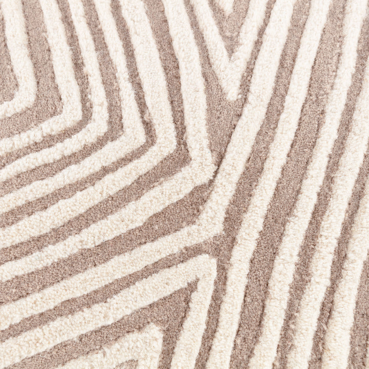 Ezra Rug Clay