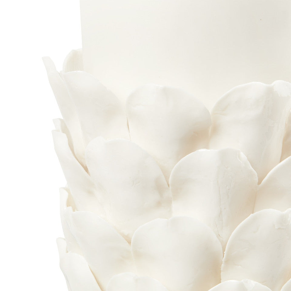 Jasmine Lamp with Shade 17-inch White Linen with Gold Blanc de Chine