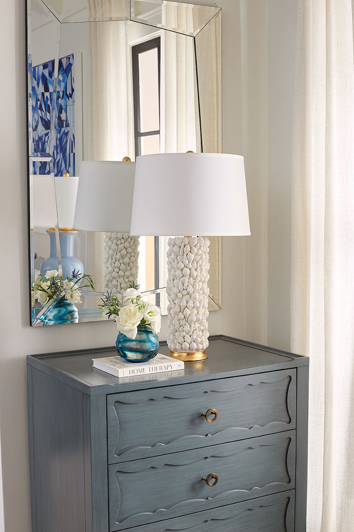 Sanibel Lamp with Shade 17-inch White Linen, with Gold, Blanc de Chine